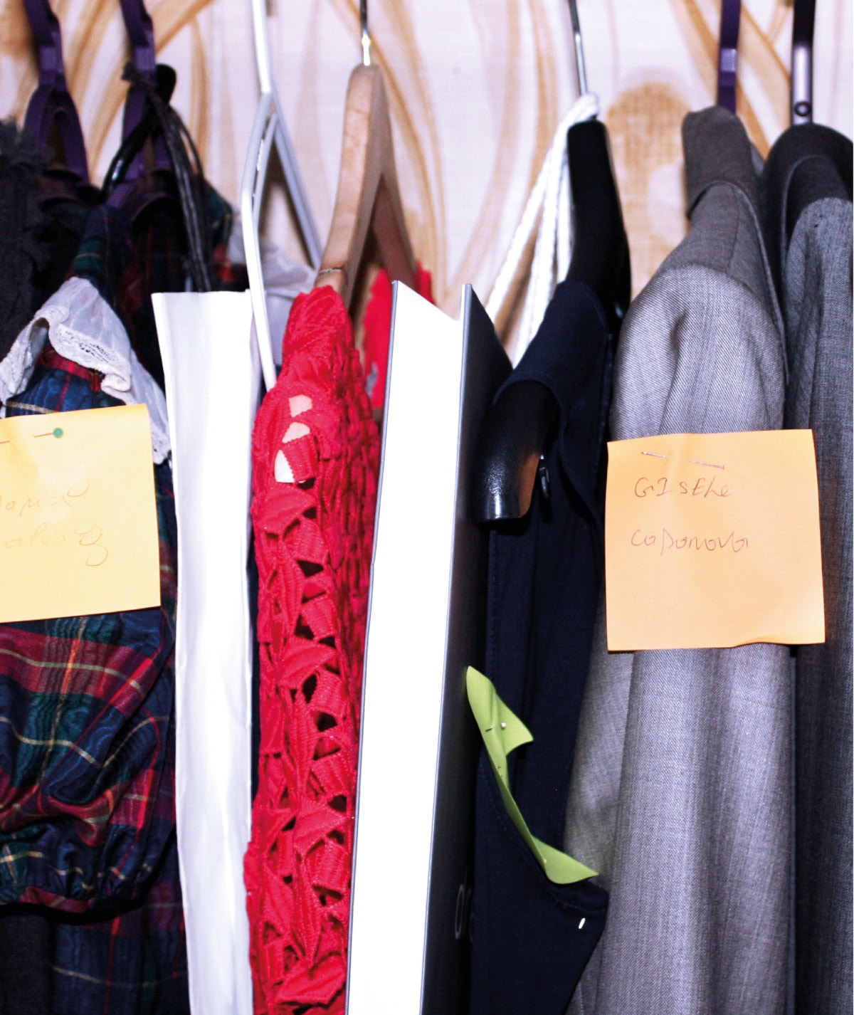 Khadija rajuste à taille une chemise